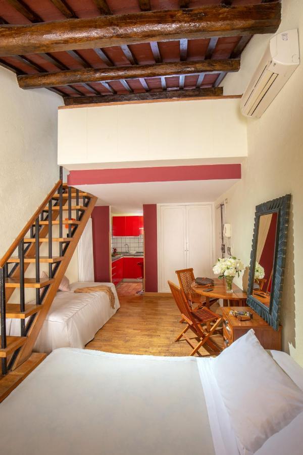 Quintuple Room Kitchenette
