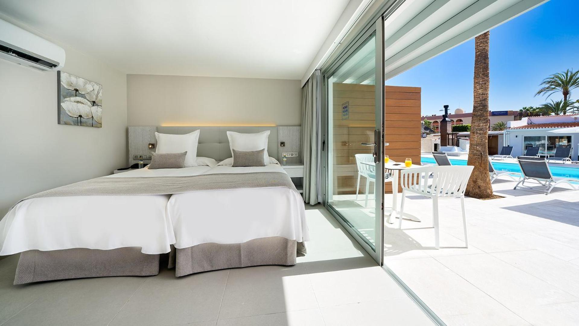 Double Room Pool View