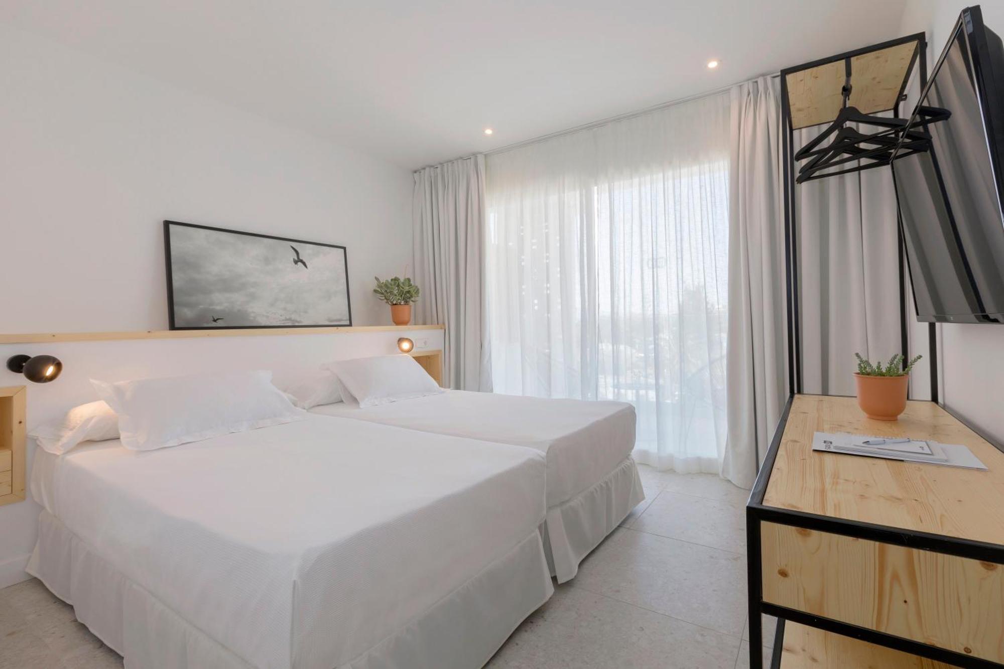 One-Bedroom Apartment Balcony