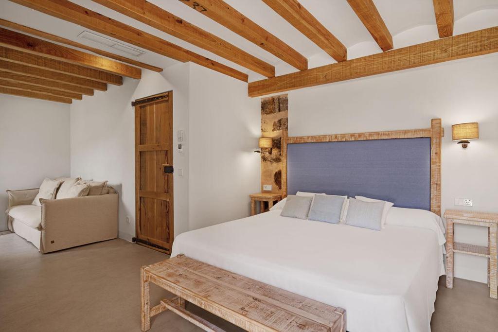 Deluxe Double Room  Historic Building with Spa Access,1739440282:JPEG