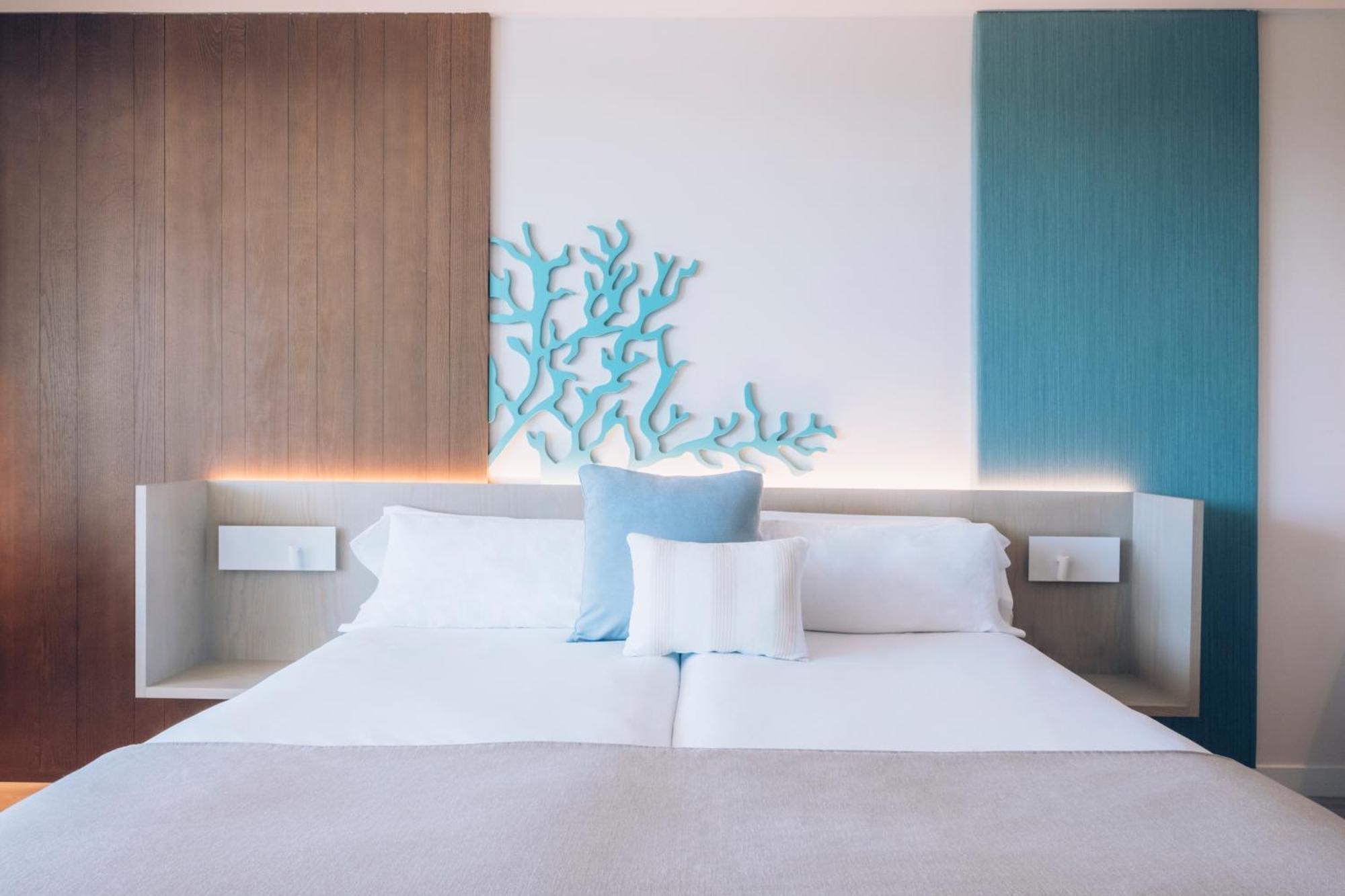Chambre Double - Vue sur Piscine