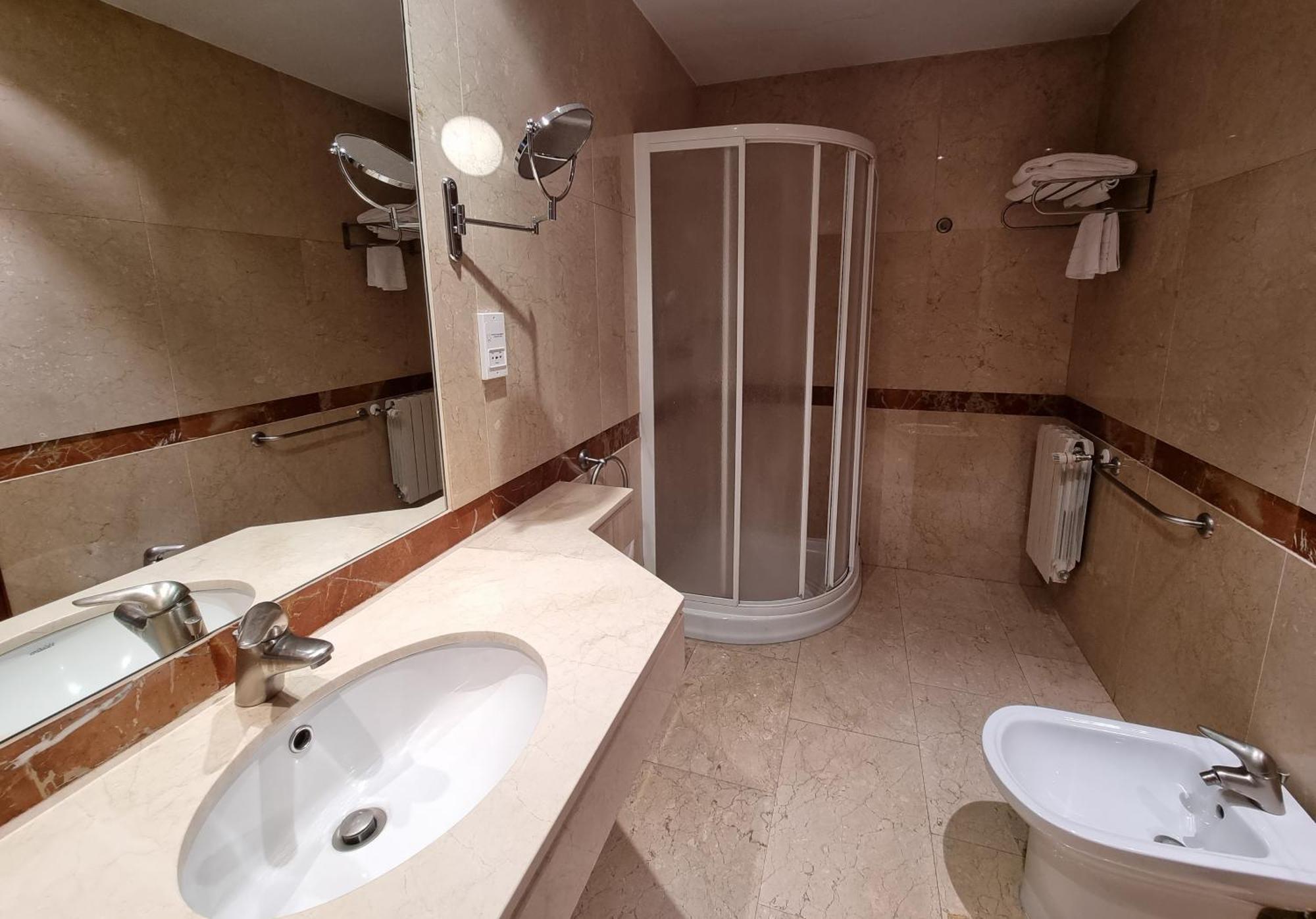 Quarto Individual
