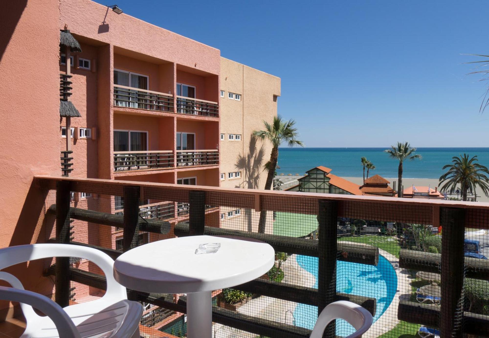 Double or Twin Room Frontal Sea View