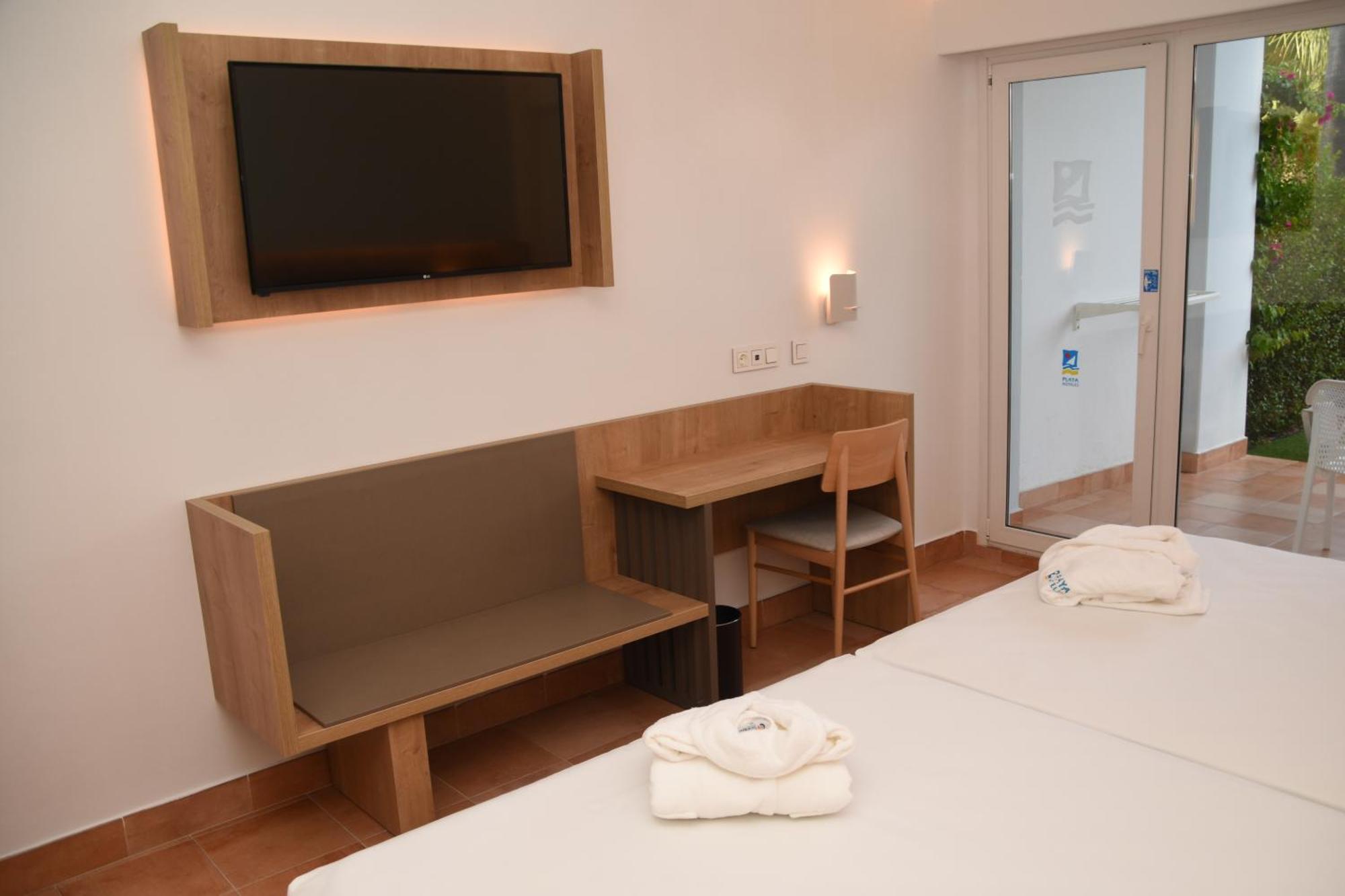 Superior Double Room Two Double Beds