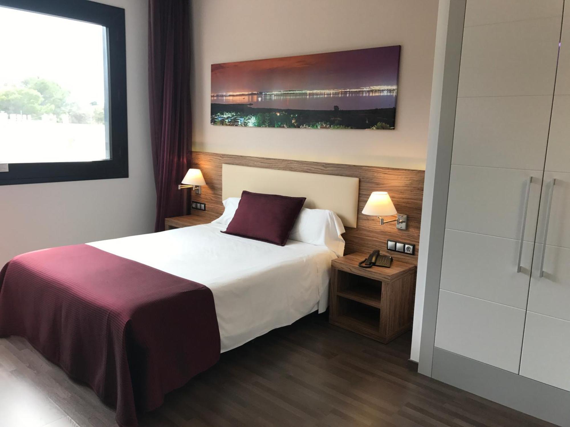 Queen Room - Disability Access