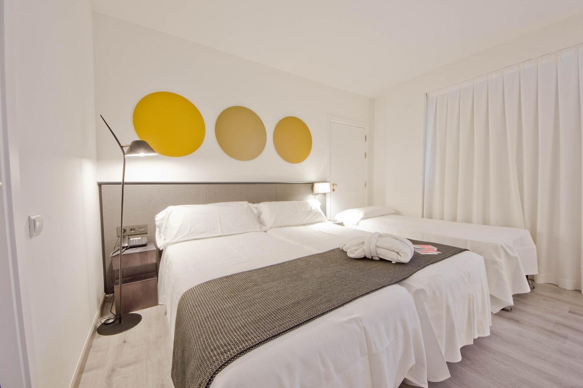 Triple Room,1207909717:JPEG