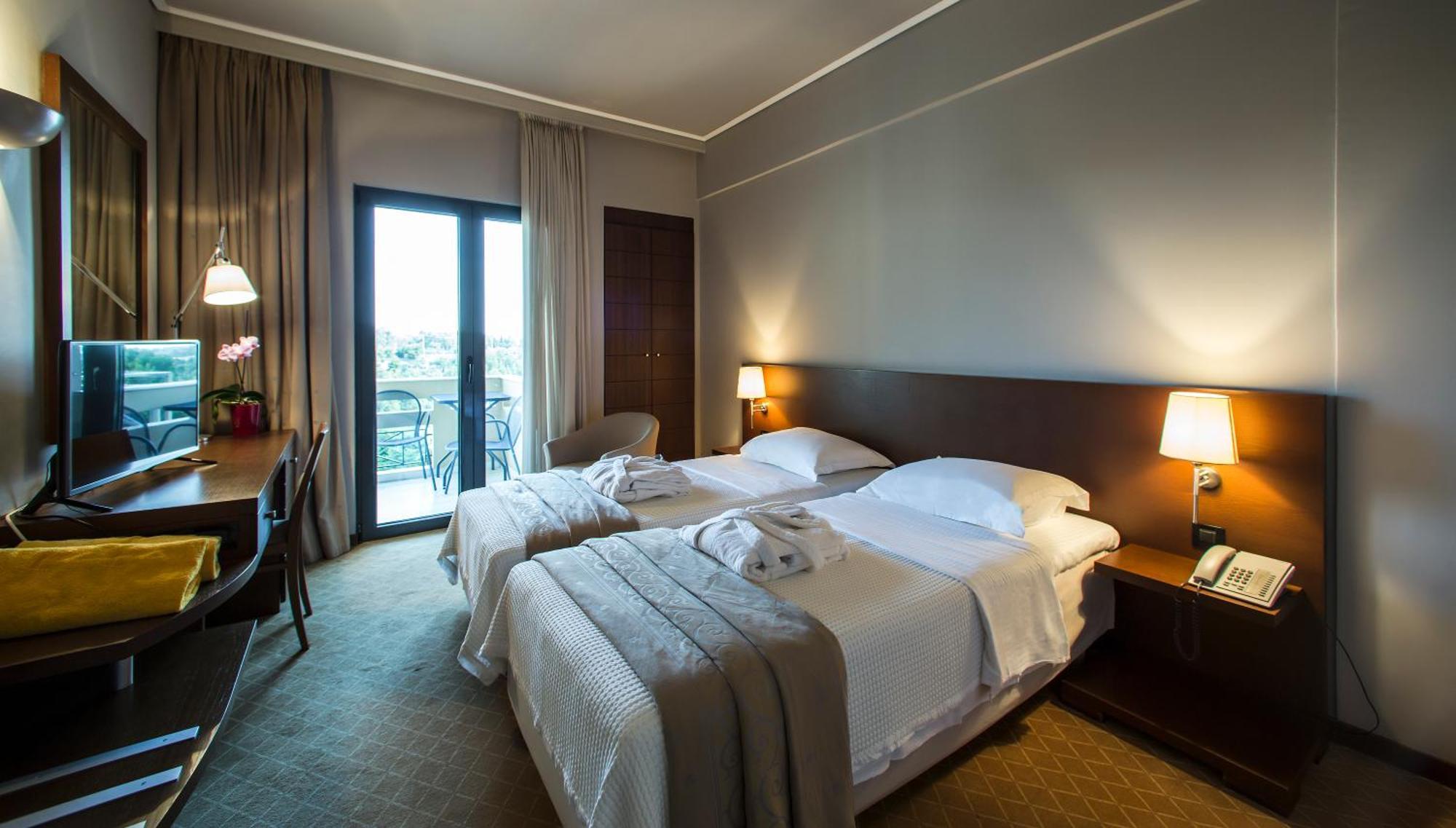 Quarto Standard com Cama de Casal ou 2 de Solteiro