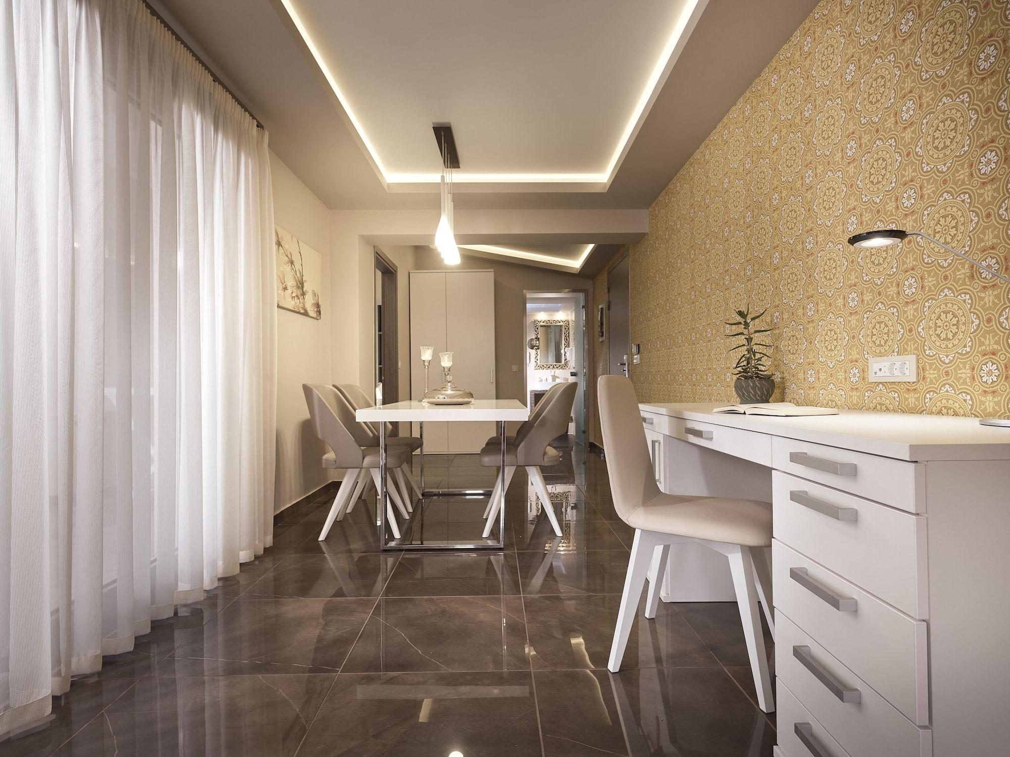 Royal Suite