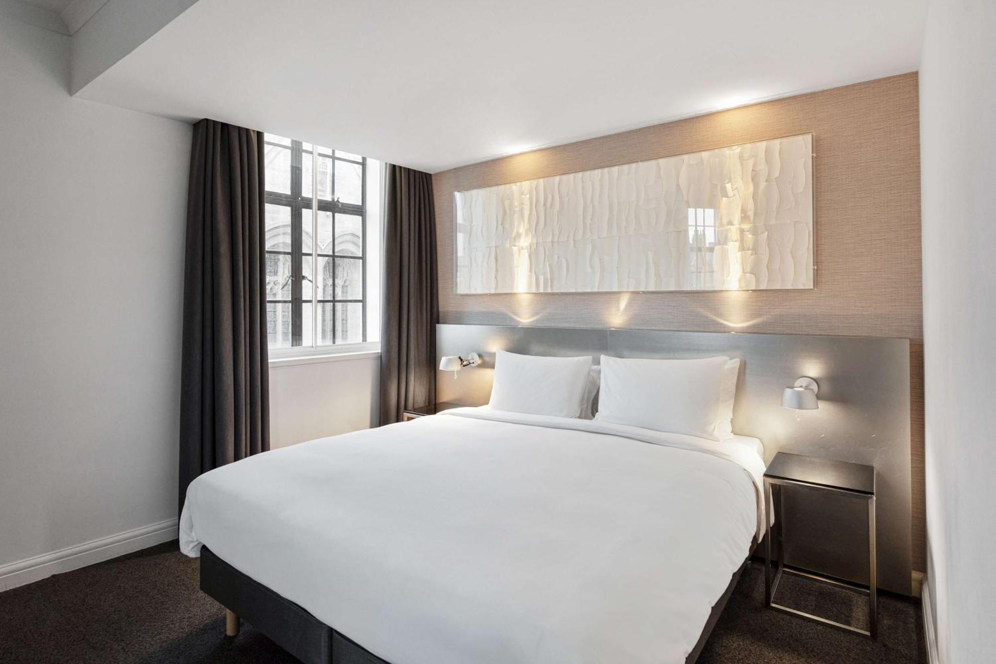 Junior Suite Cathedral View