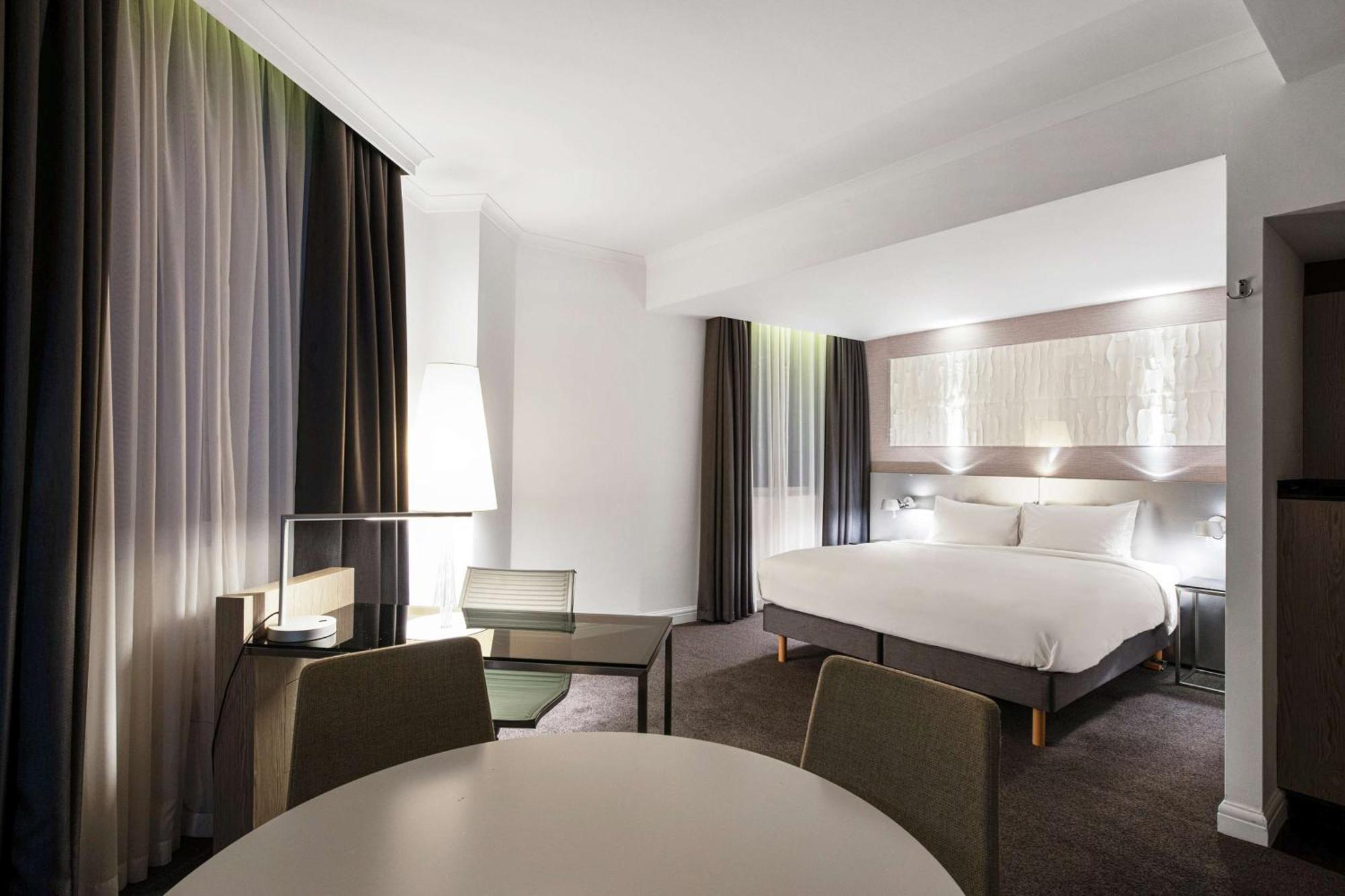 Junior Suite Cathedral View