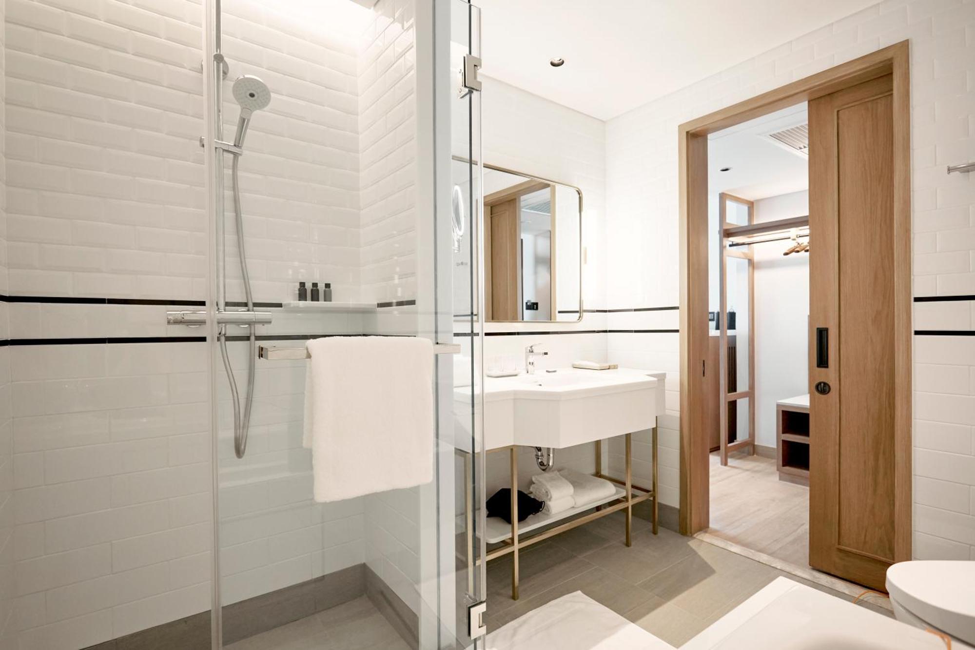 Premier Twin Room