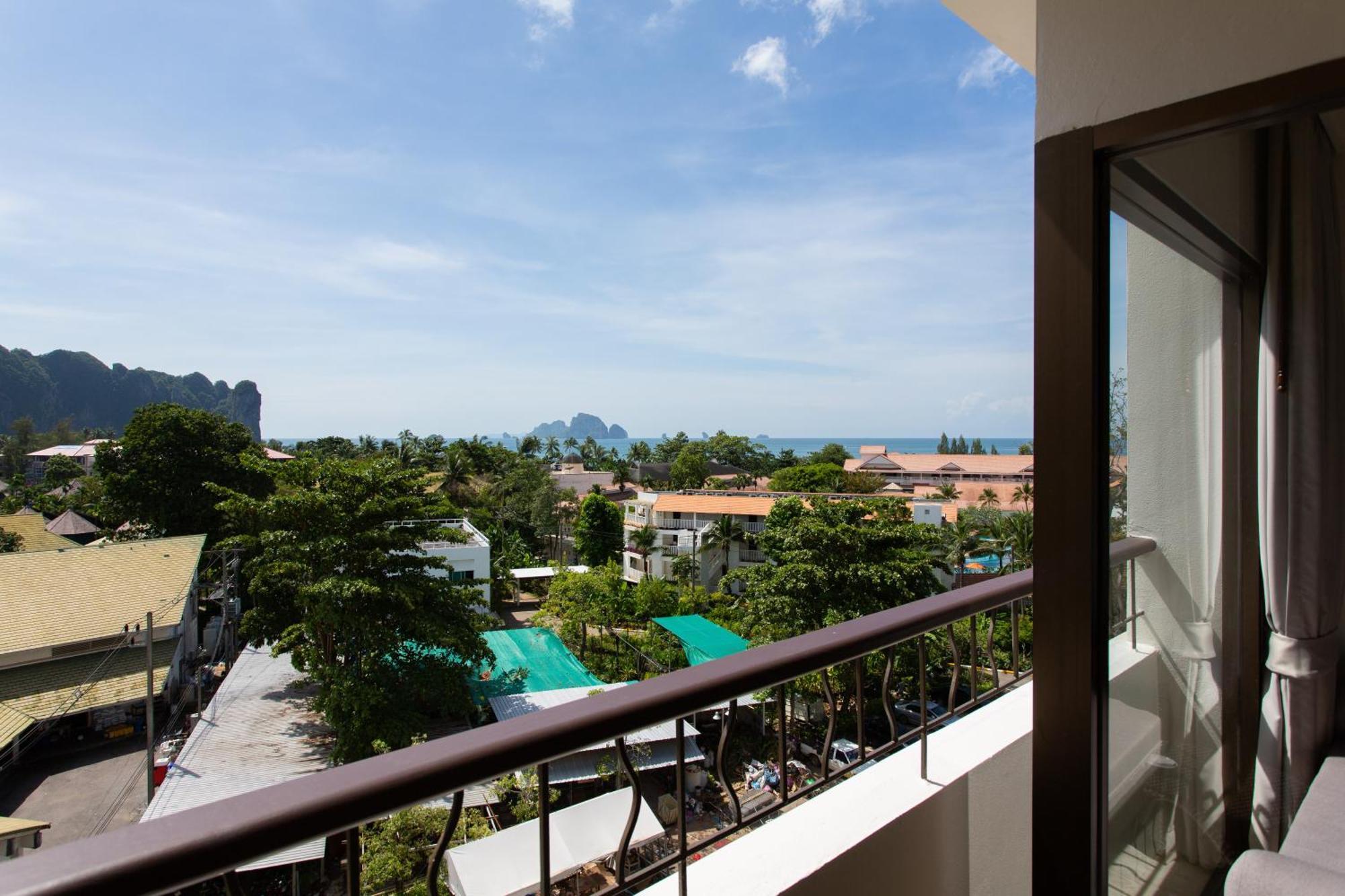Superior Double or Twin Room Sea View