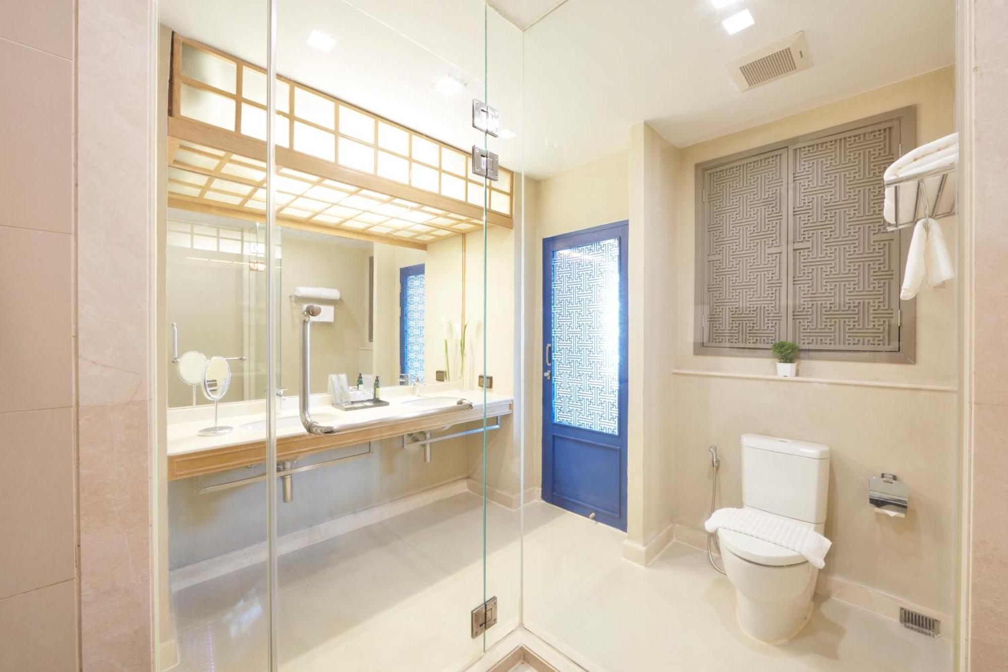 Two-Bedroom Family Suite