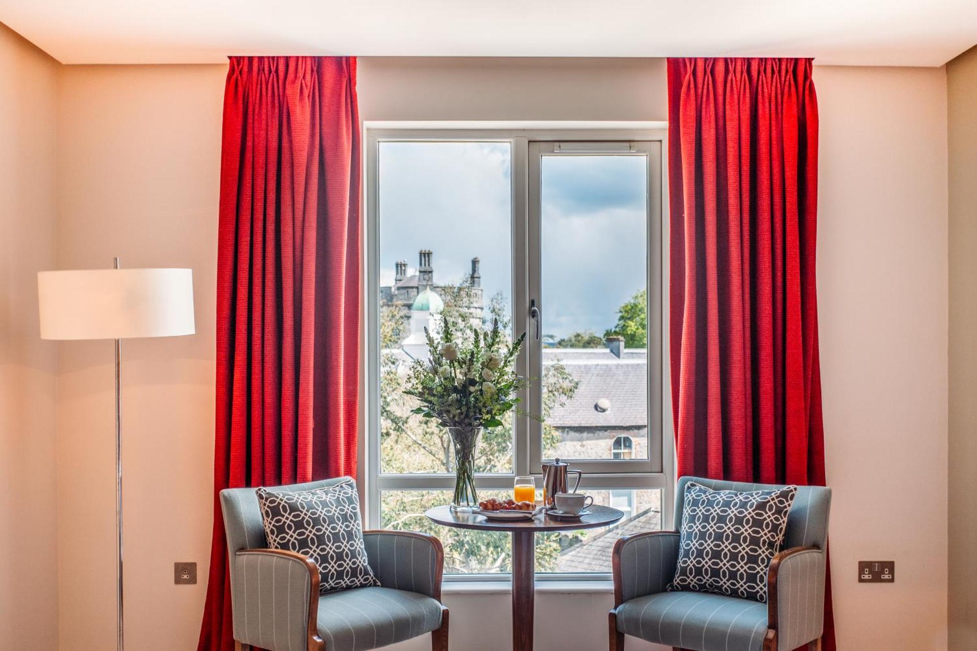 Castle View King Room