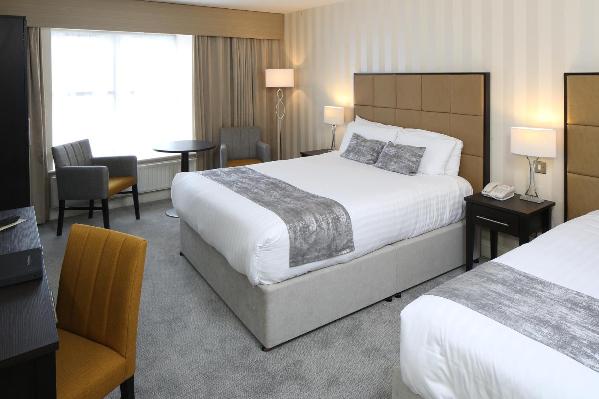 Double & Single Room,1580341207:JPEG