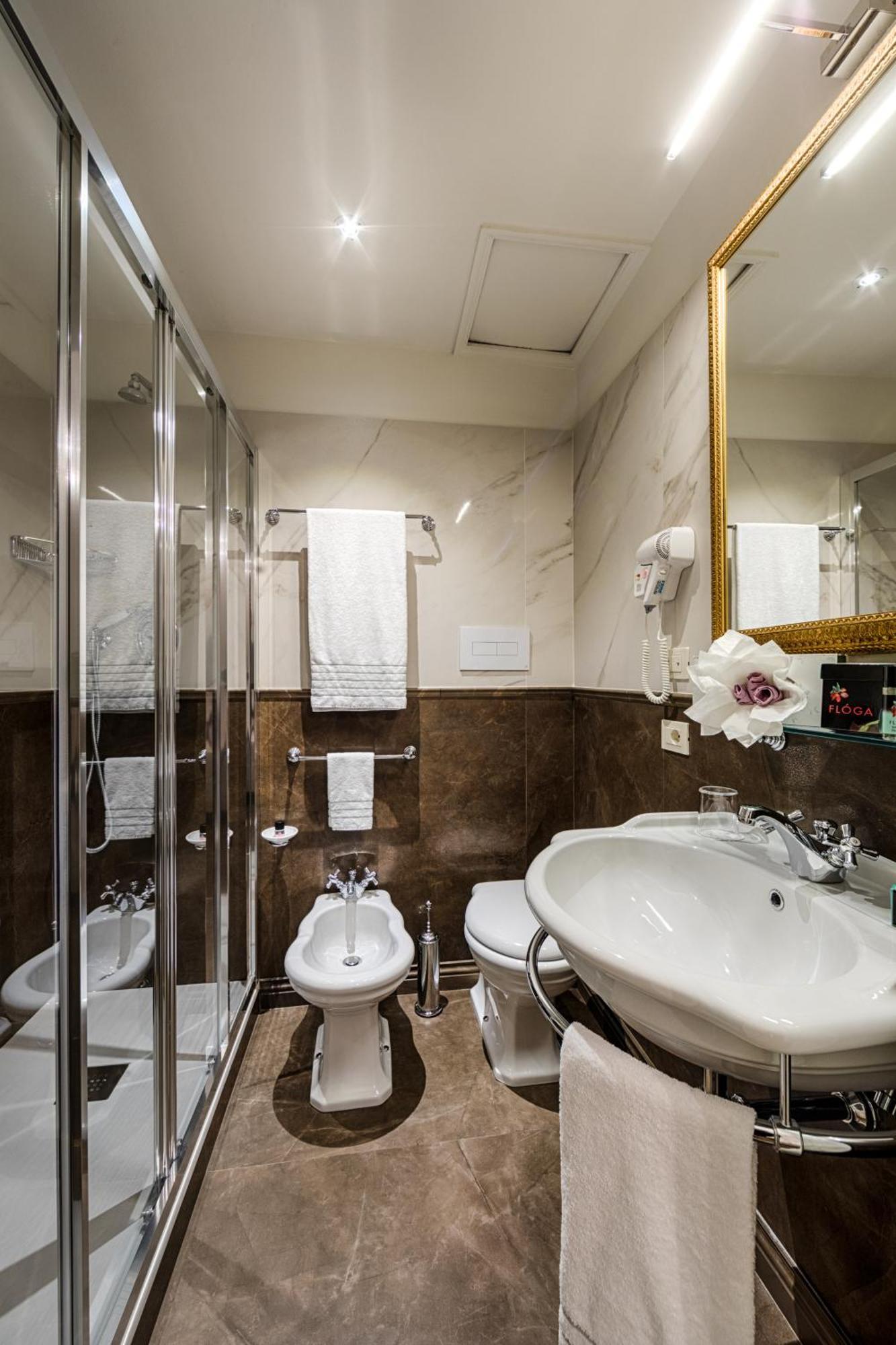 Classic Single Room