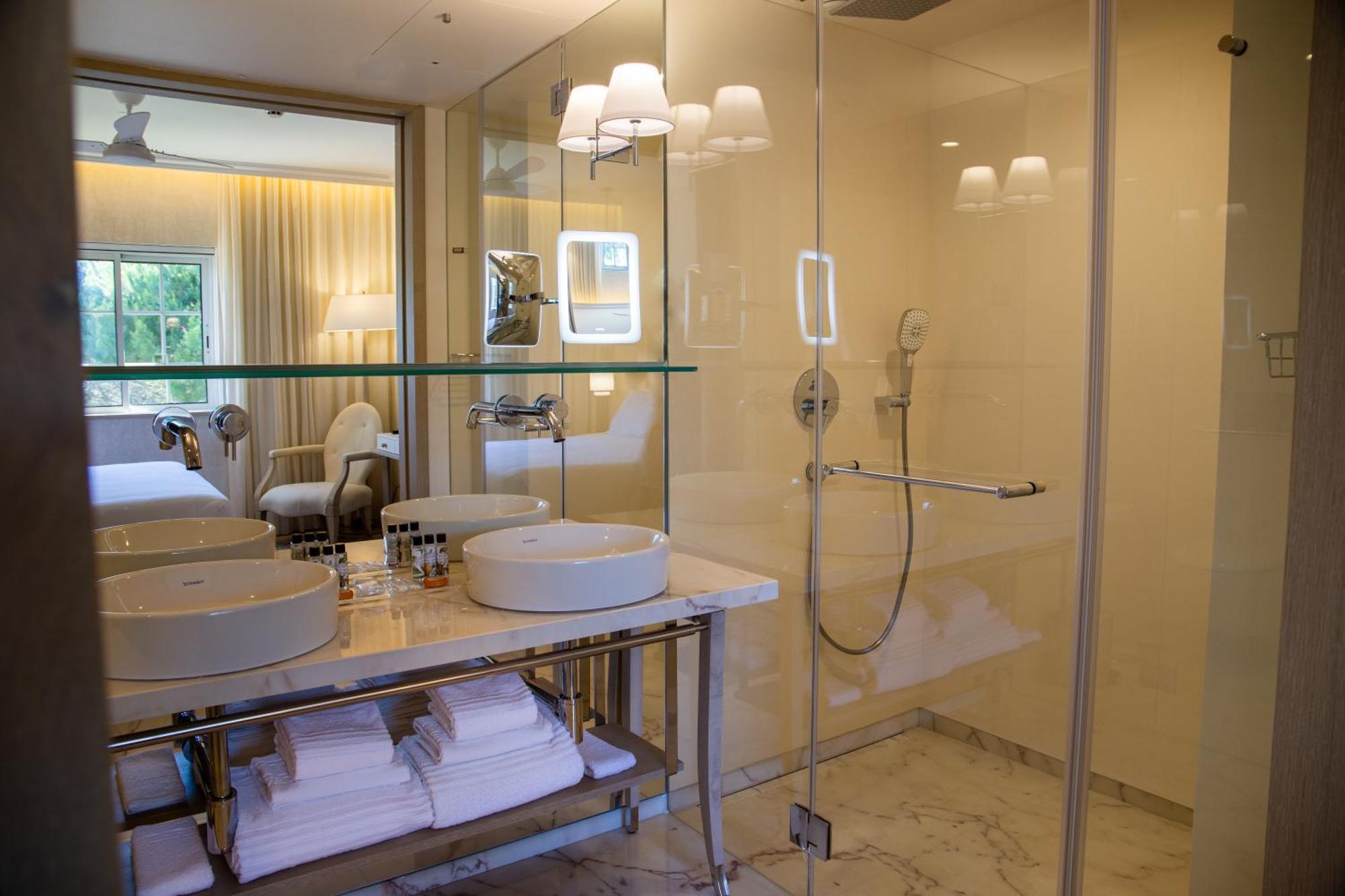 Premium Suite Garden View
