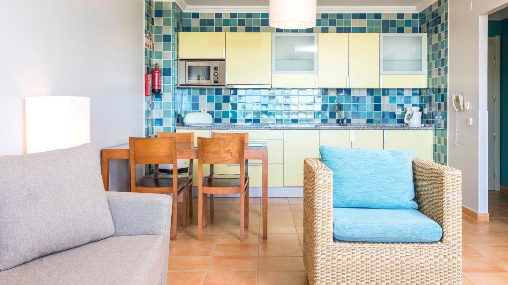 Apartamento de 1 dormitorio con vistas al mar