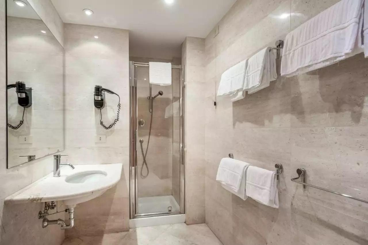 Quadruple Room,1274646454:JPEG