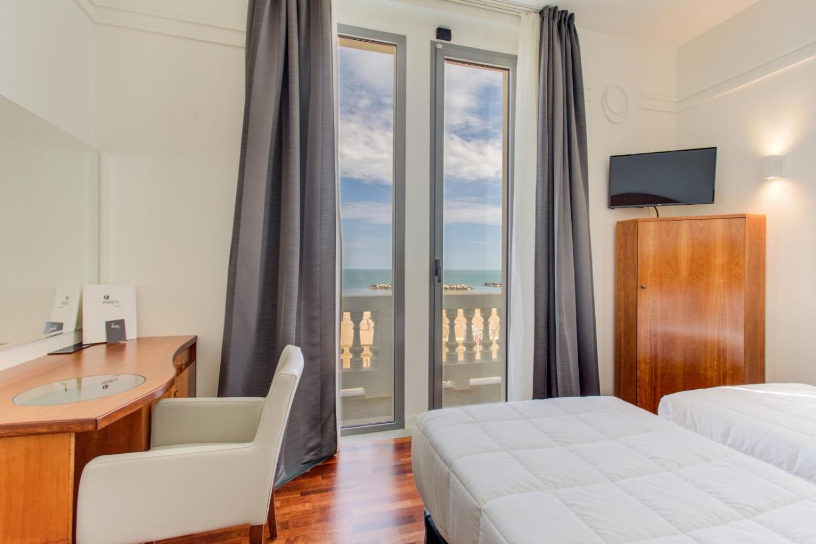 Doppelzimmer mit Meerblick