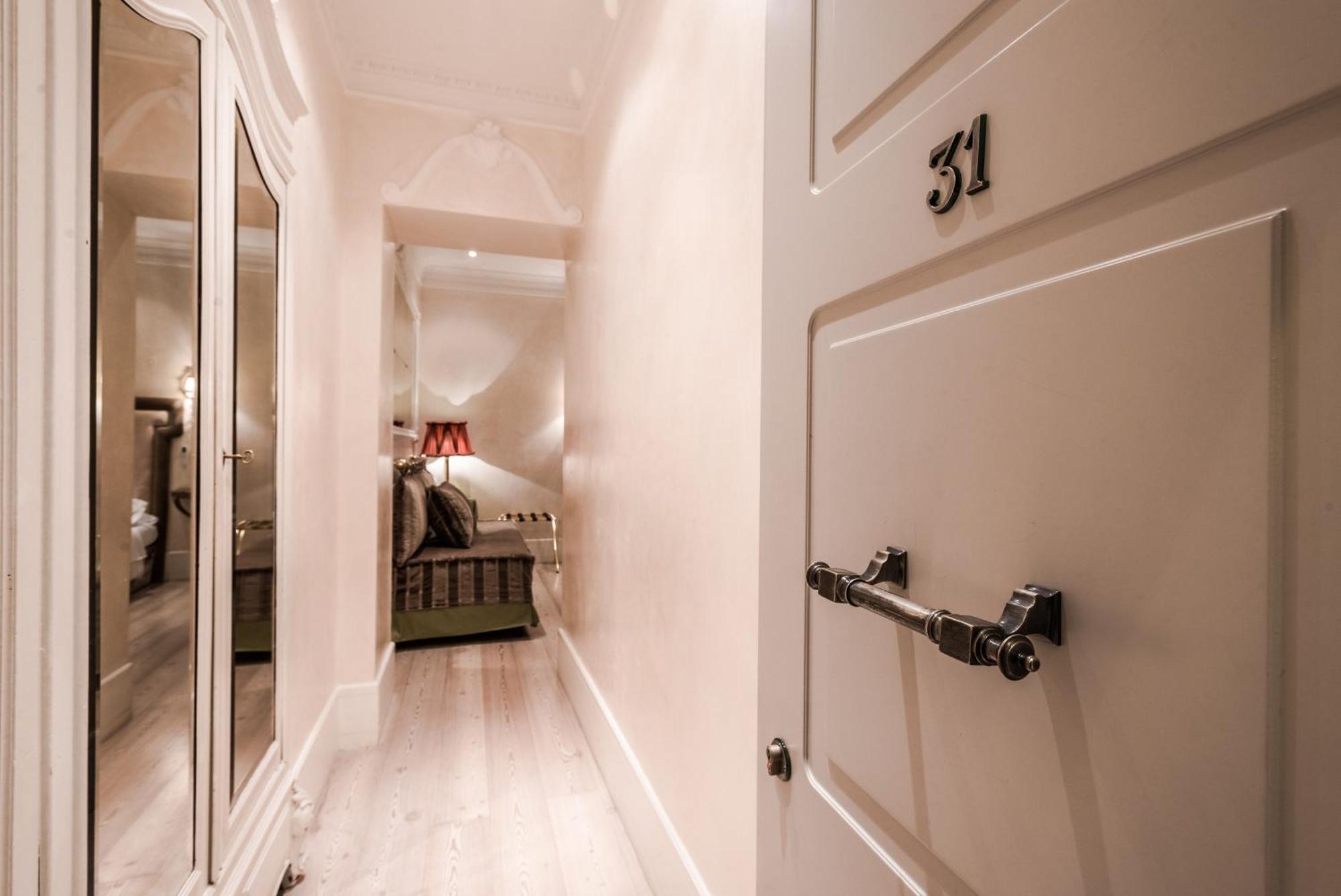 Prestige Suite
