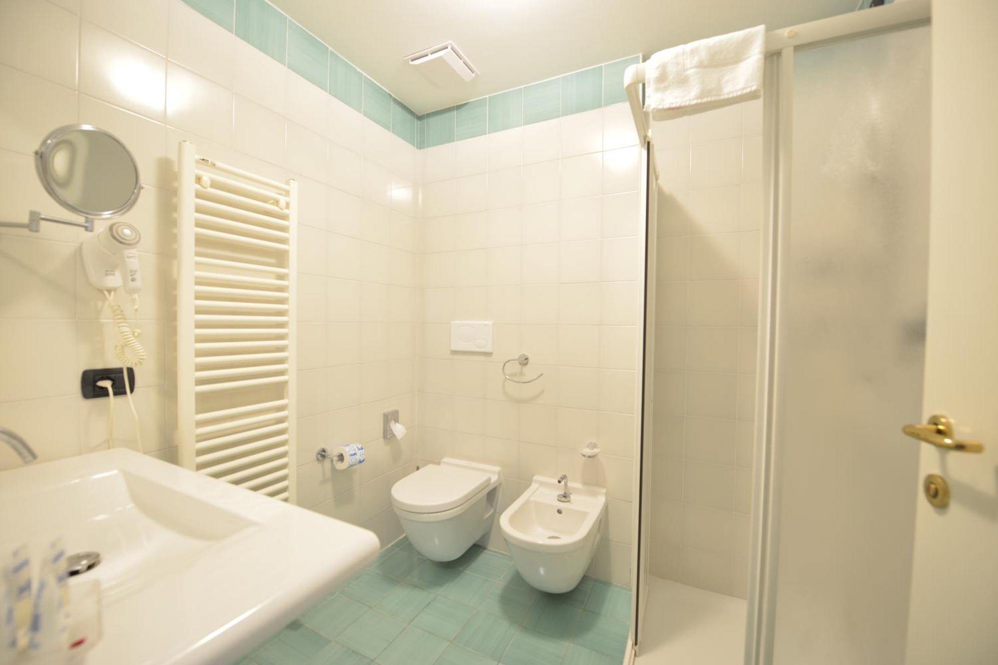 Quarto Duplo