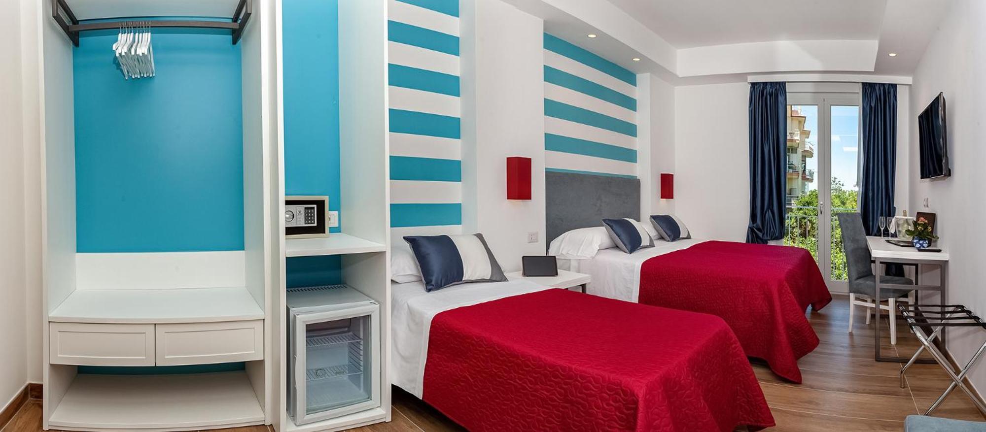 Quadruple Room,1209662479:JPEG