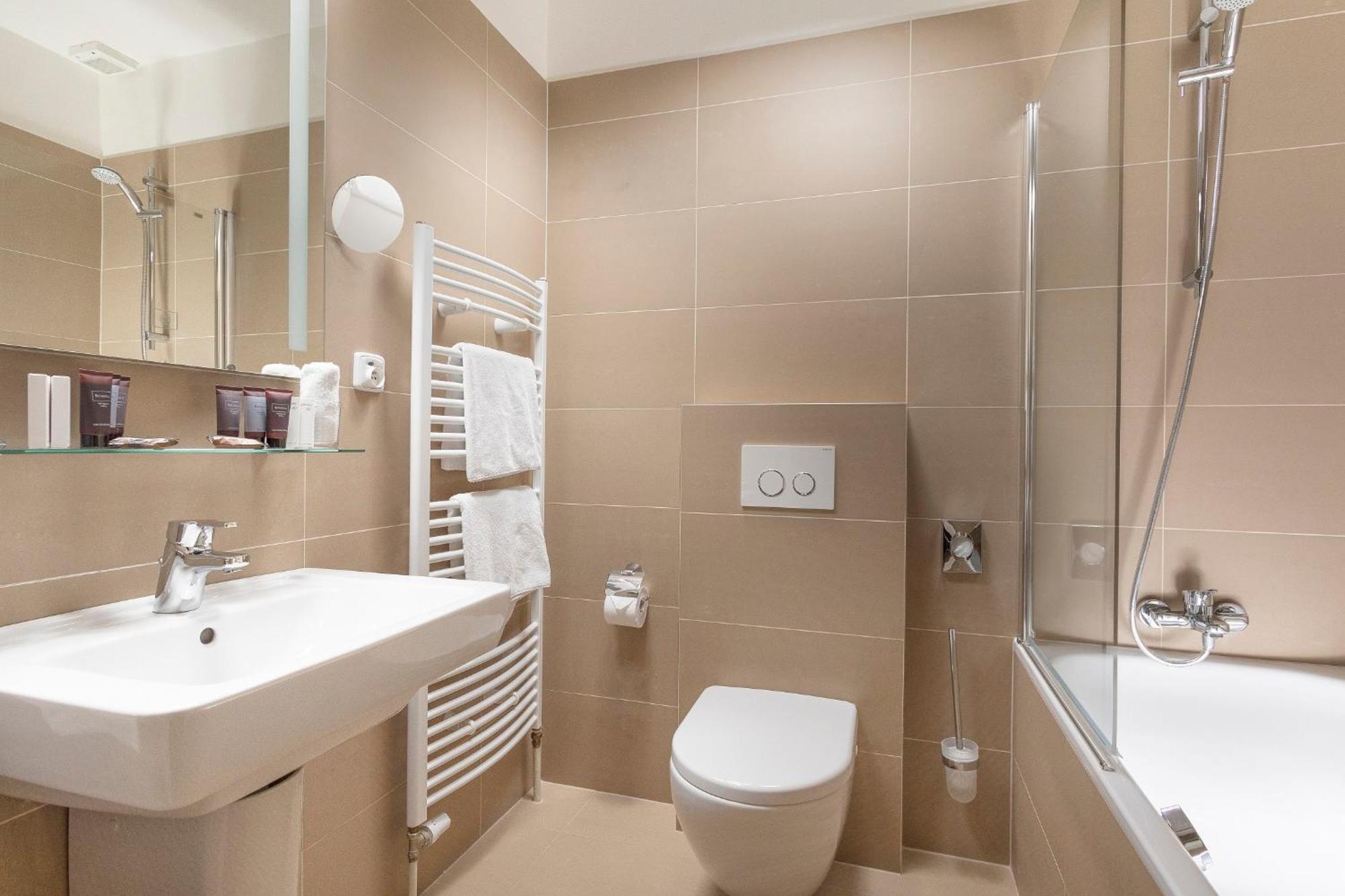 Classic Double or Twin Room