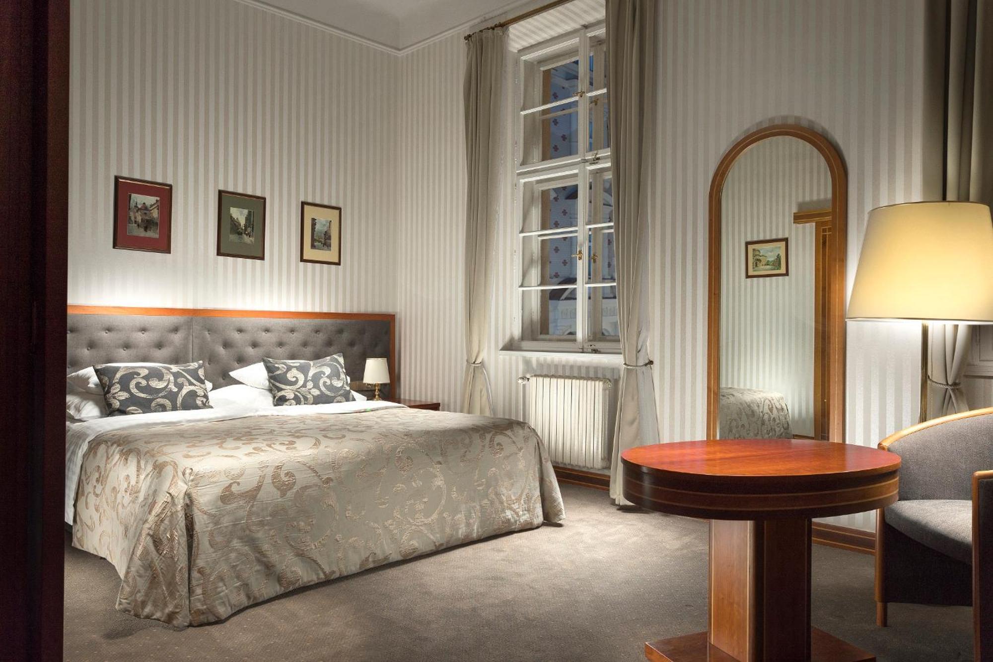 Classic Double or Twin Room