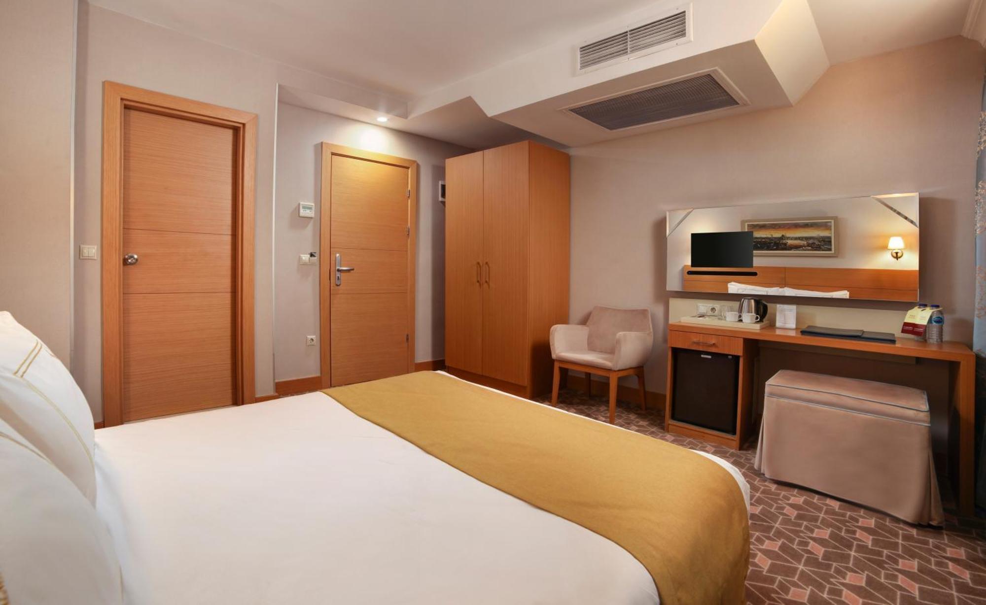 Standard Double or Twin Room