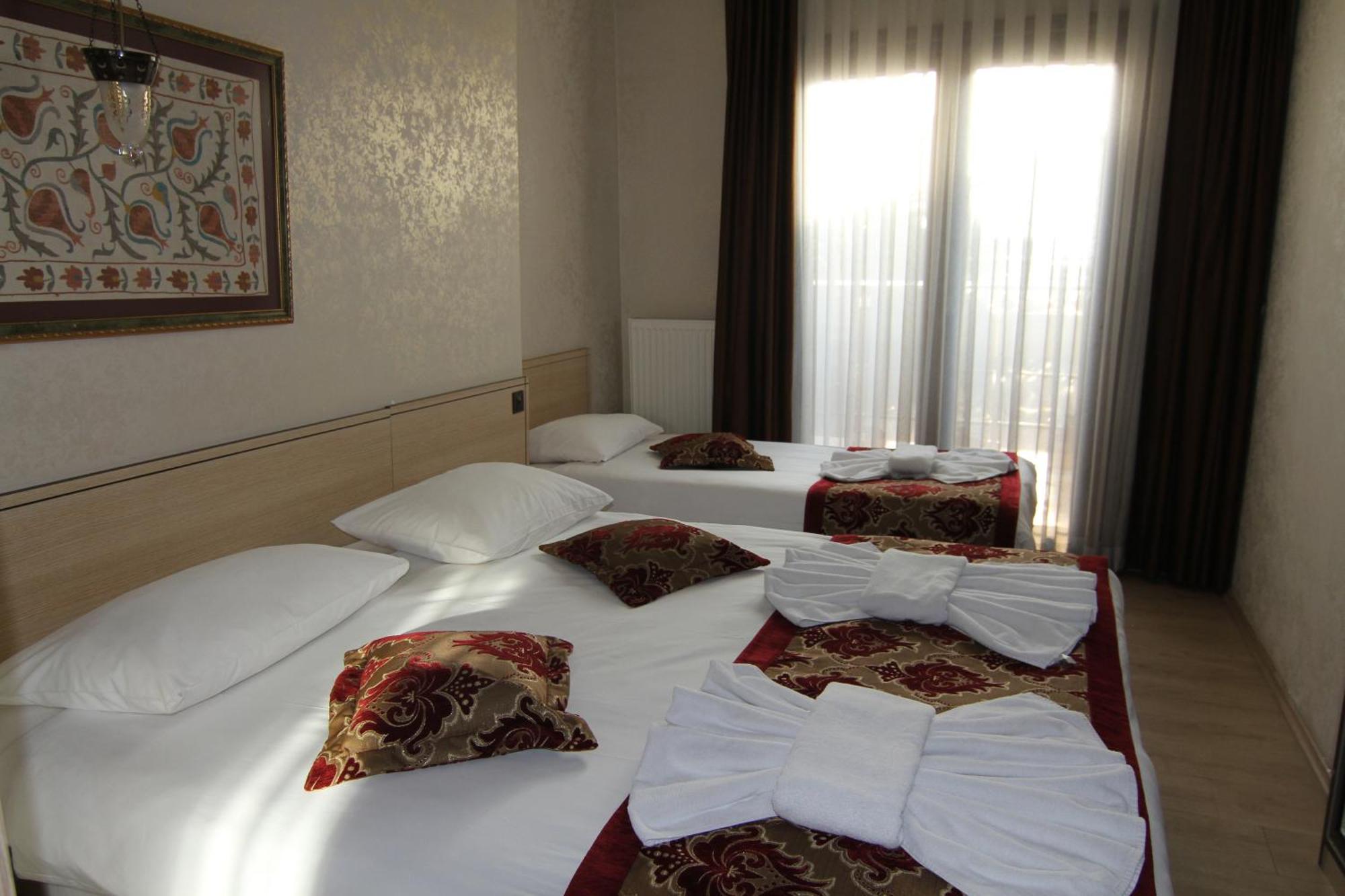 Standard Triple Room Sea View