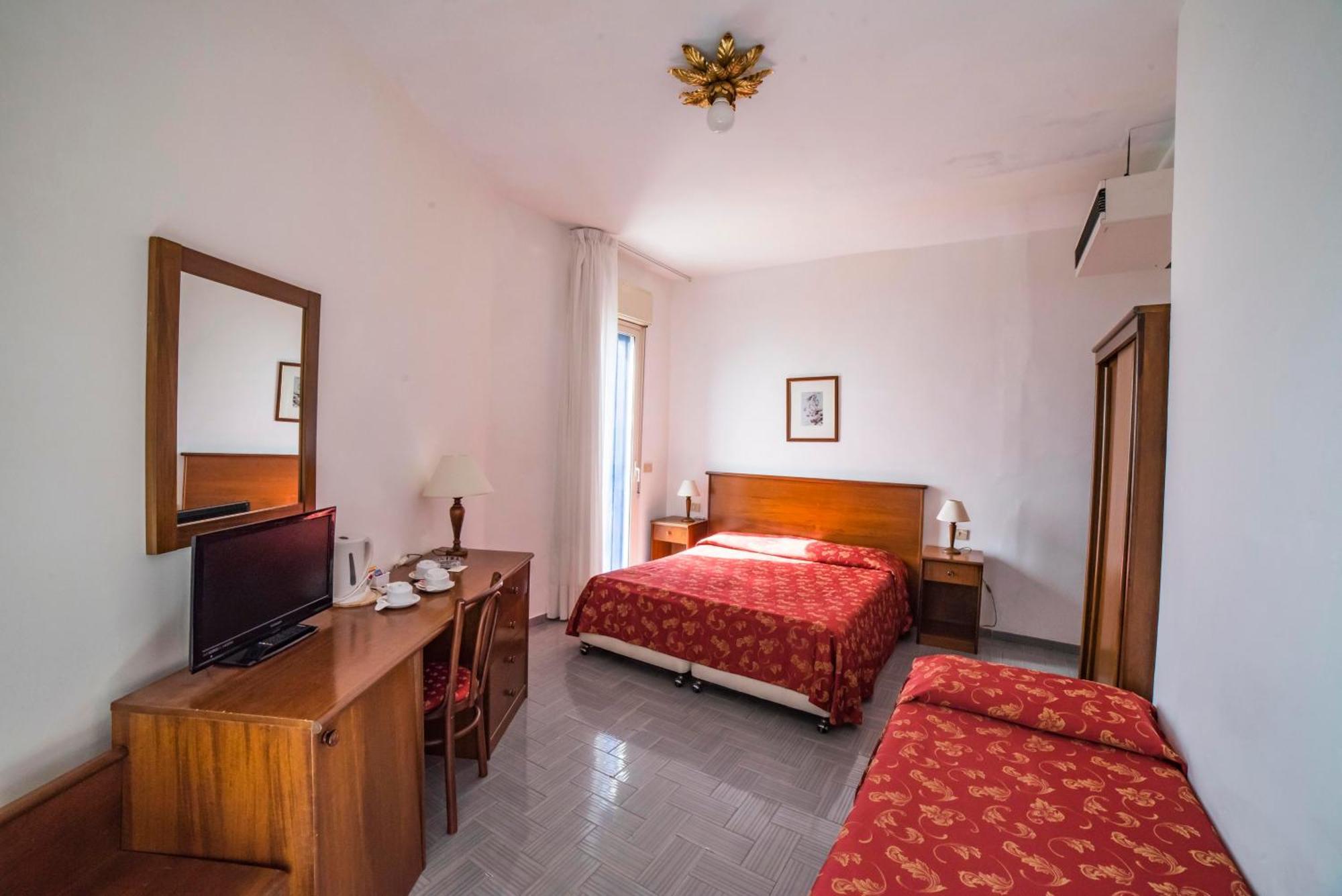Triple Room Sea View