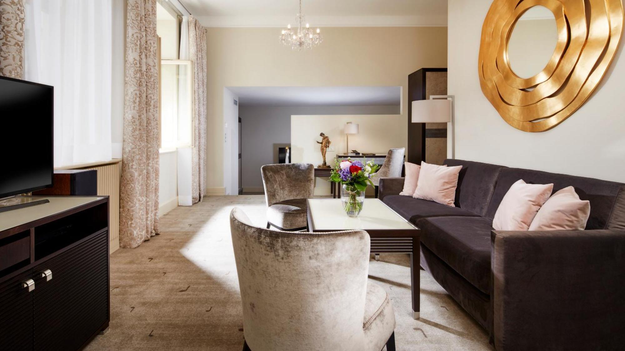 Luxury Apartment