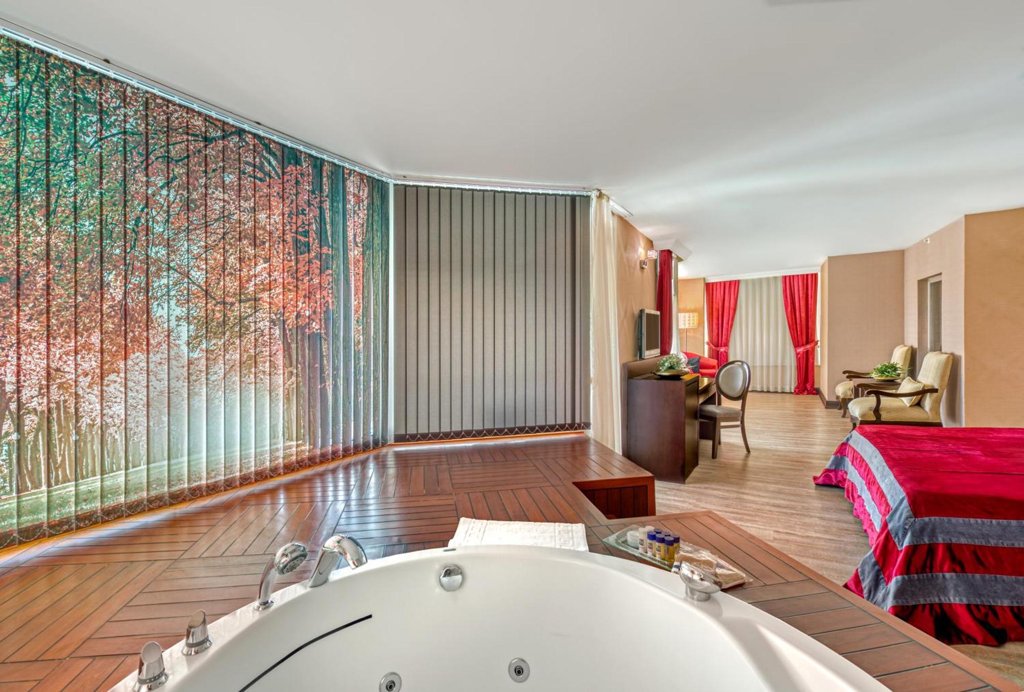 Suite mit Whirlpool