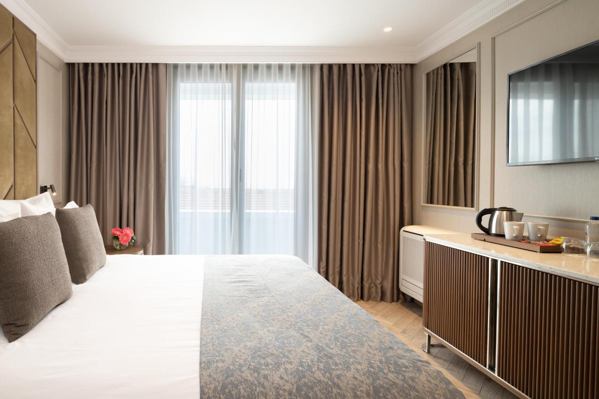 Superior Double Room,1209818944:JPEG
