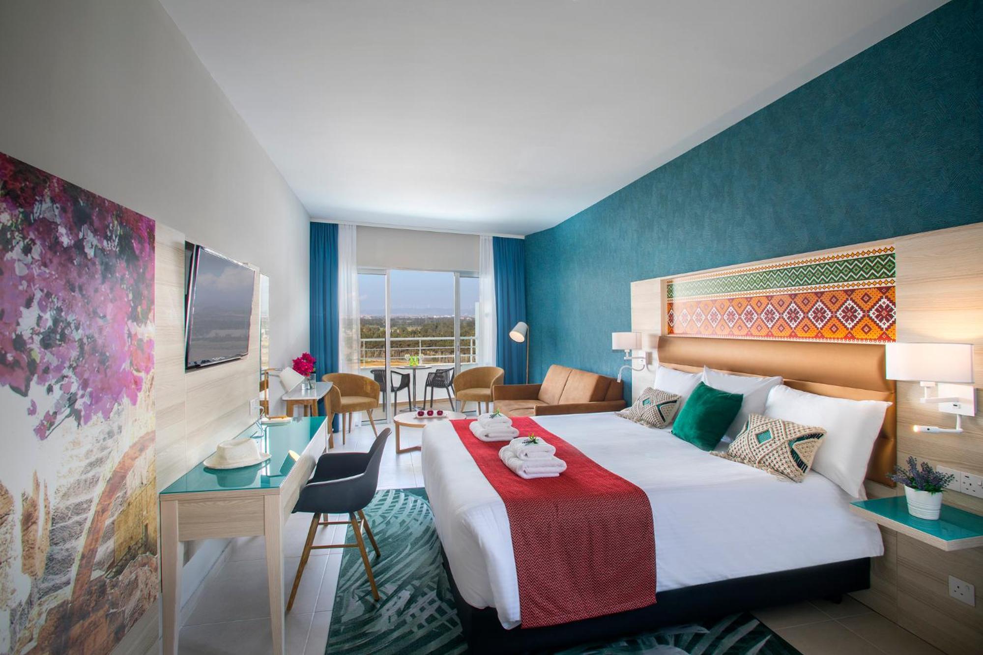 Junior Suite mit Blick ins Landesinnere