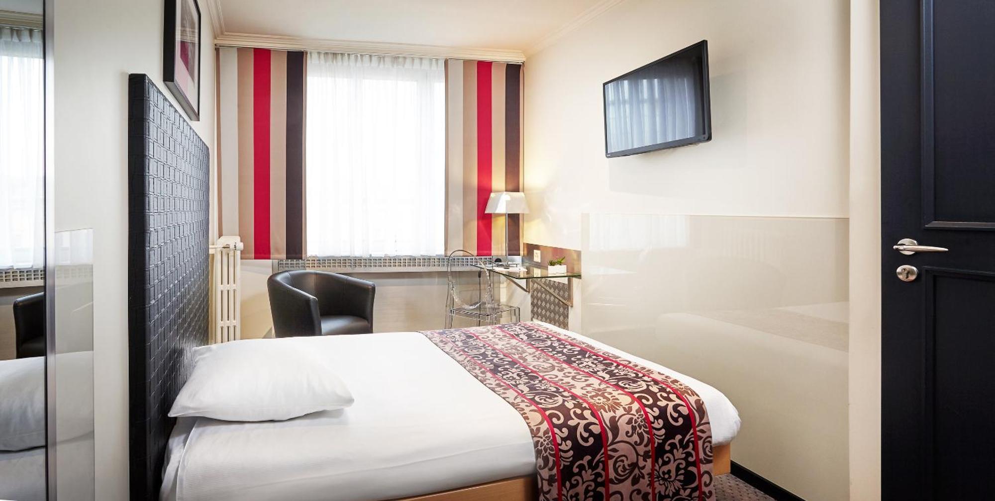Small Single Room