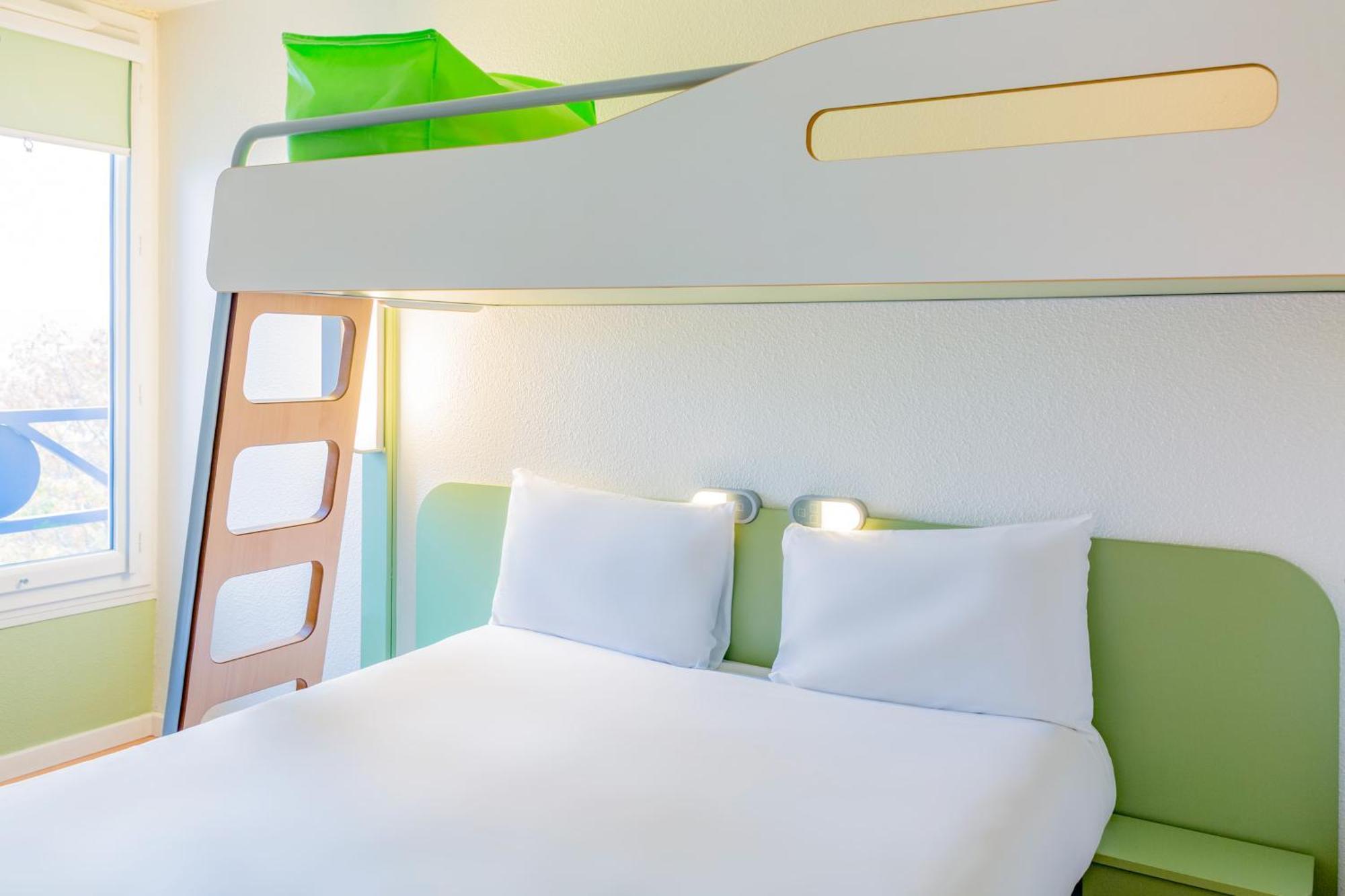 Standard Family Room One Double Bed One Bunk Bed