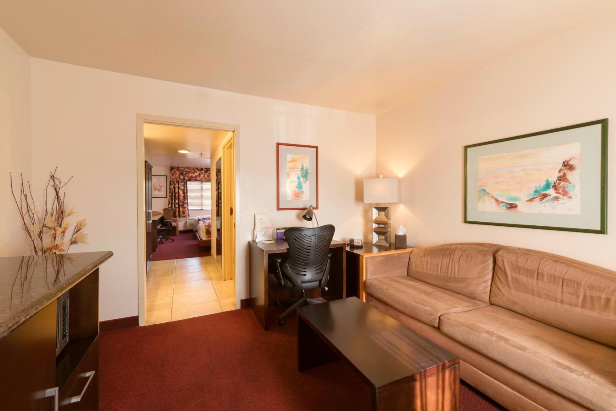 Queen Suite