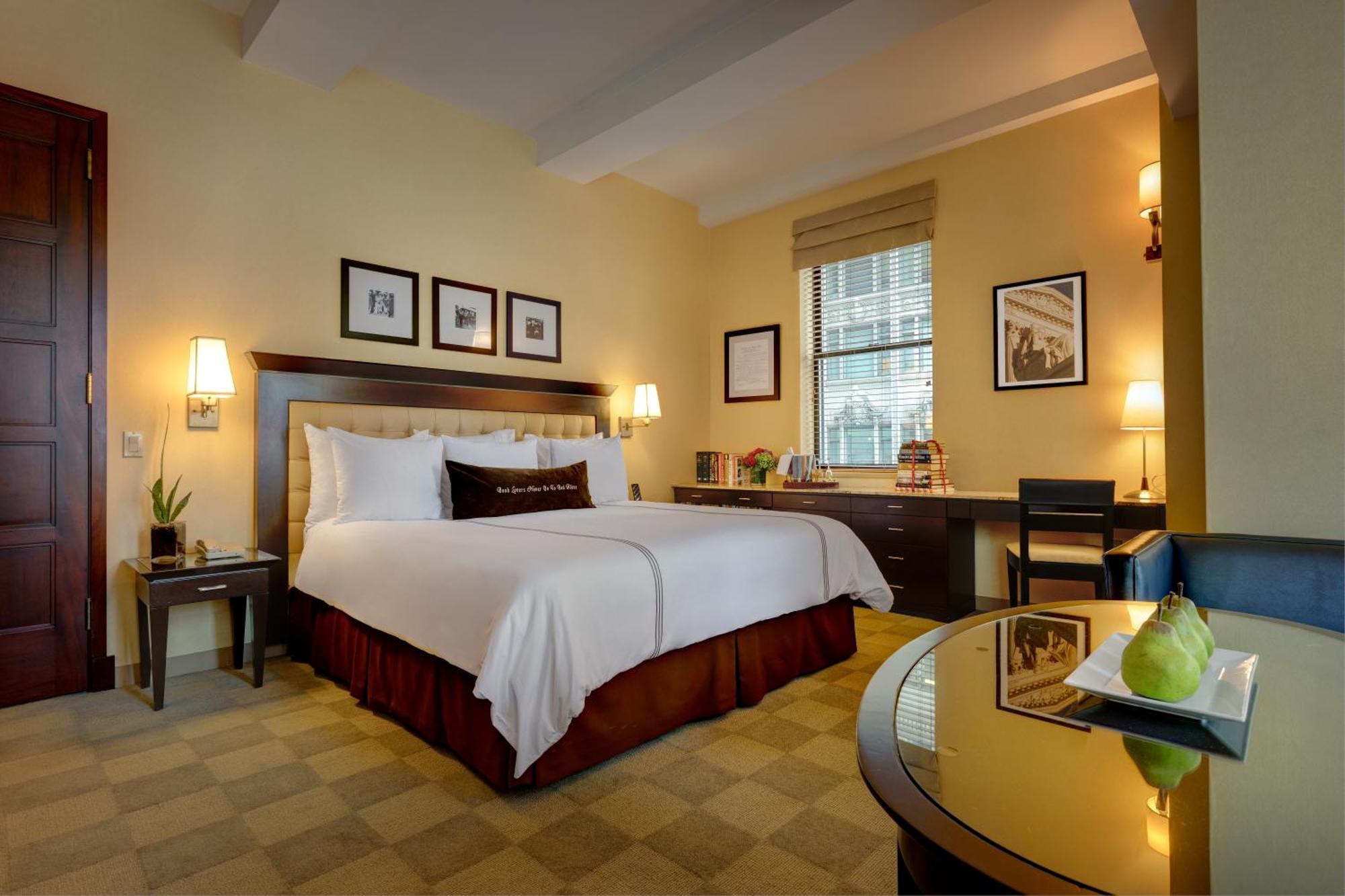 Junior Suite One King Bed