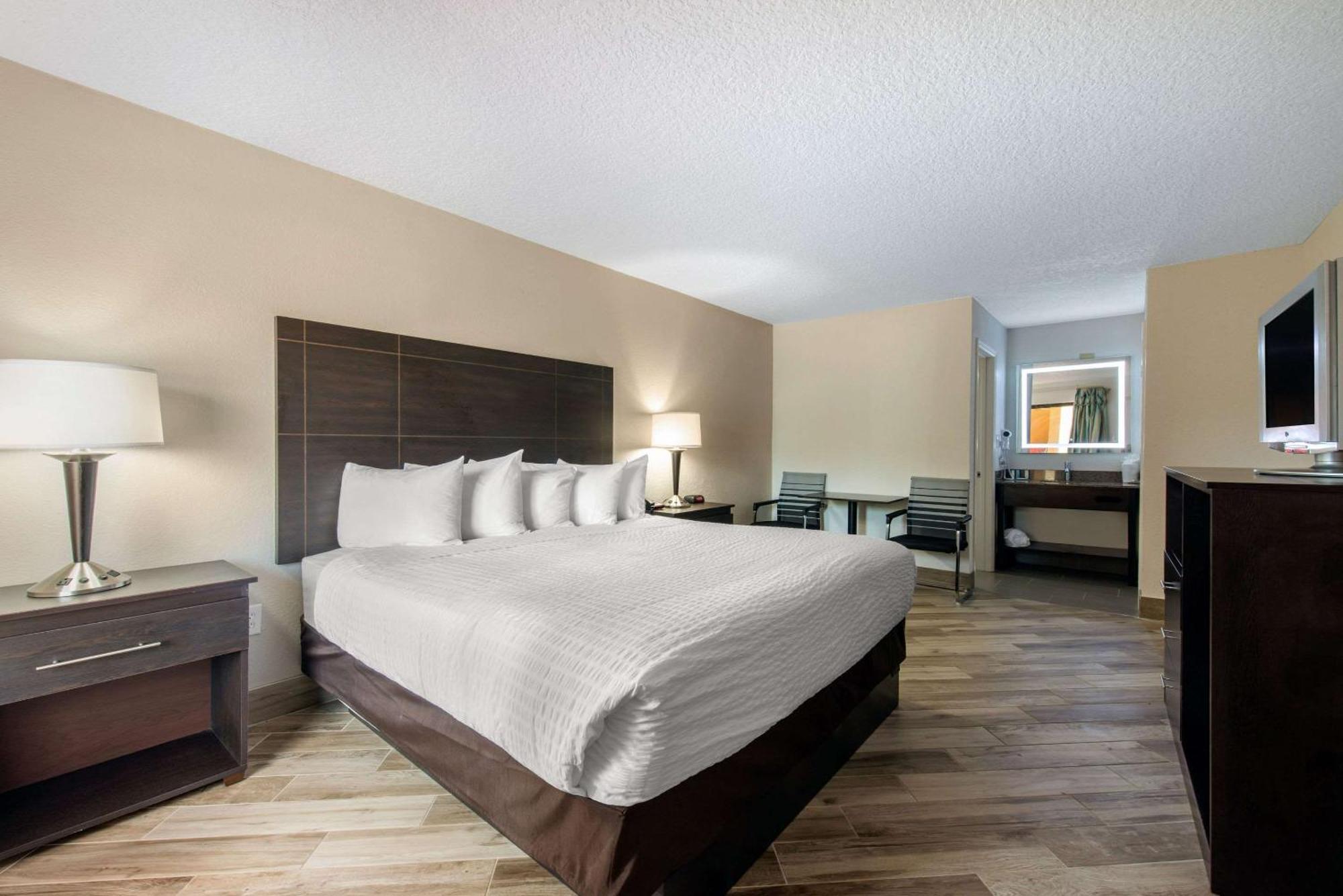 Quarto com Cama King-size - Não Fumantes