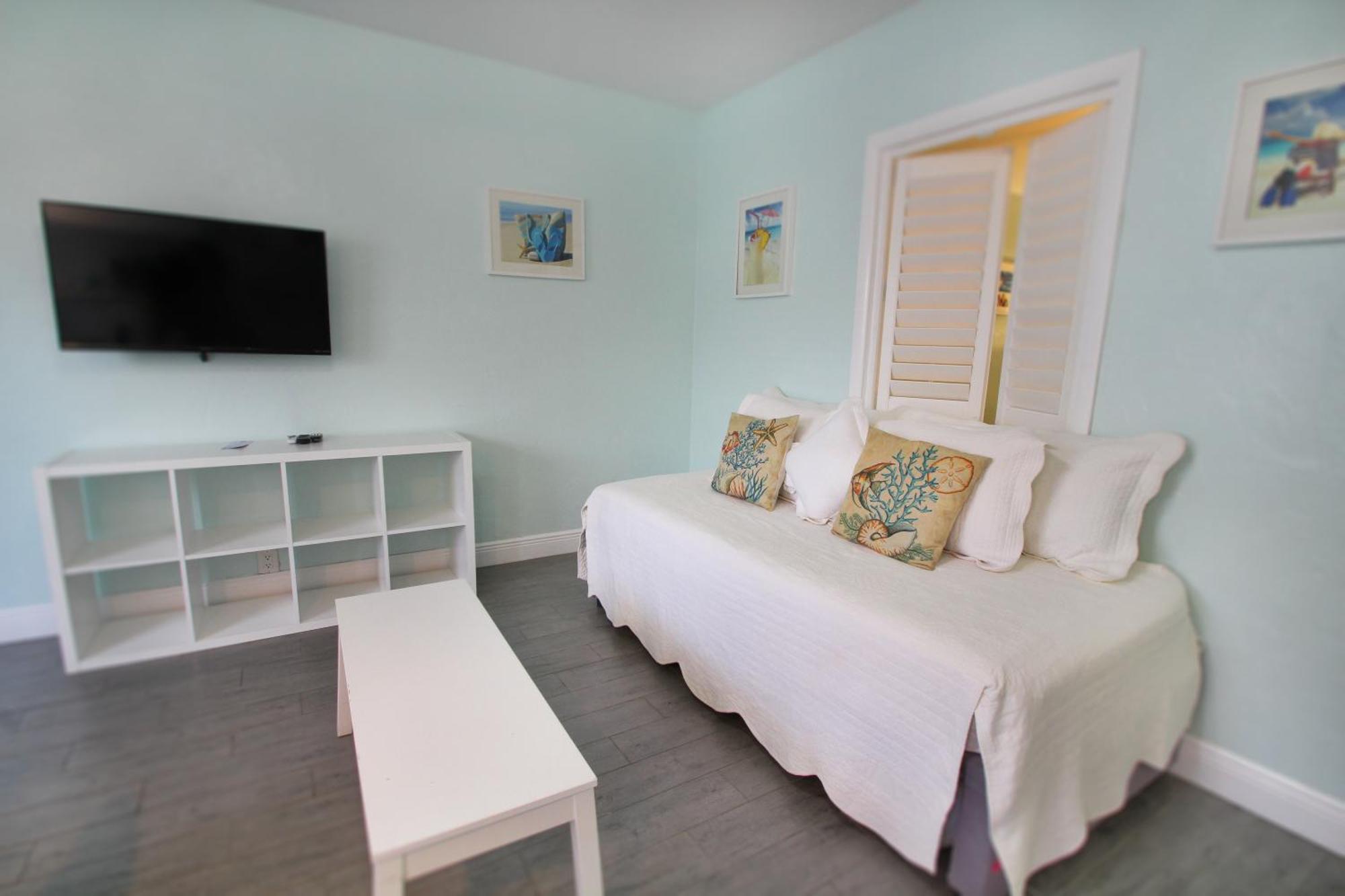 One-Bedroom Suite