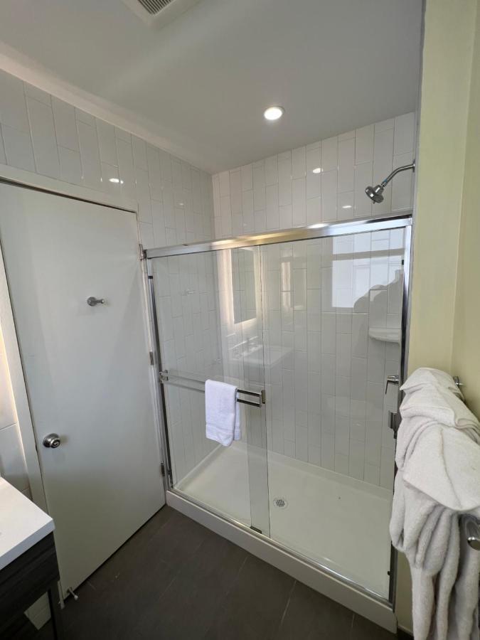 Deluxe Double Suite Two Double Beds Non-Smoking,1231931441:JPEG