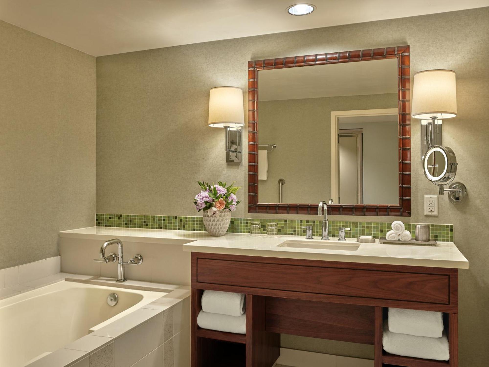 Quarto King com Vista Piscina