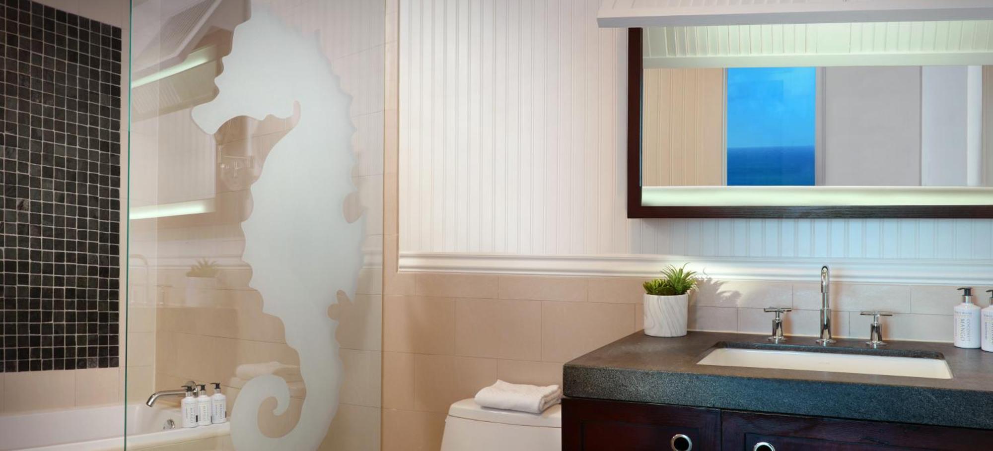 Quarto King com Vista Parcial do Mar