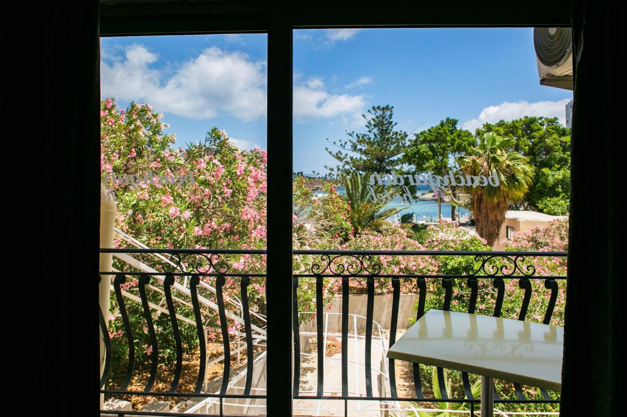 Chambre Lits Jumeaux - Vue sur Mer