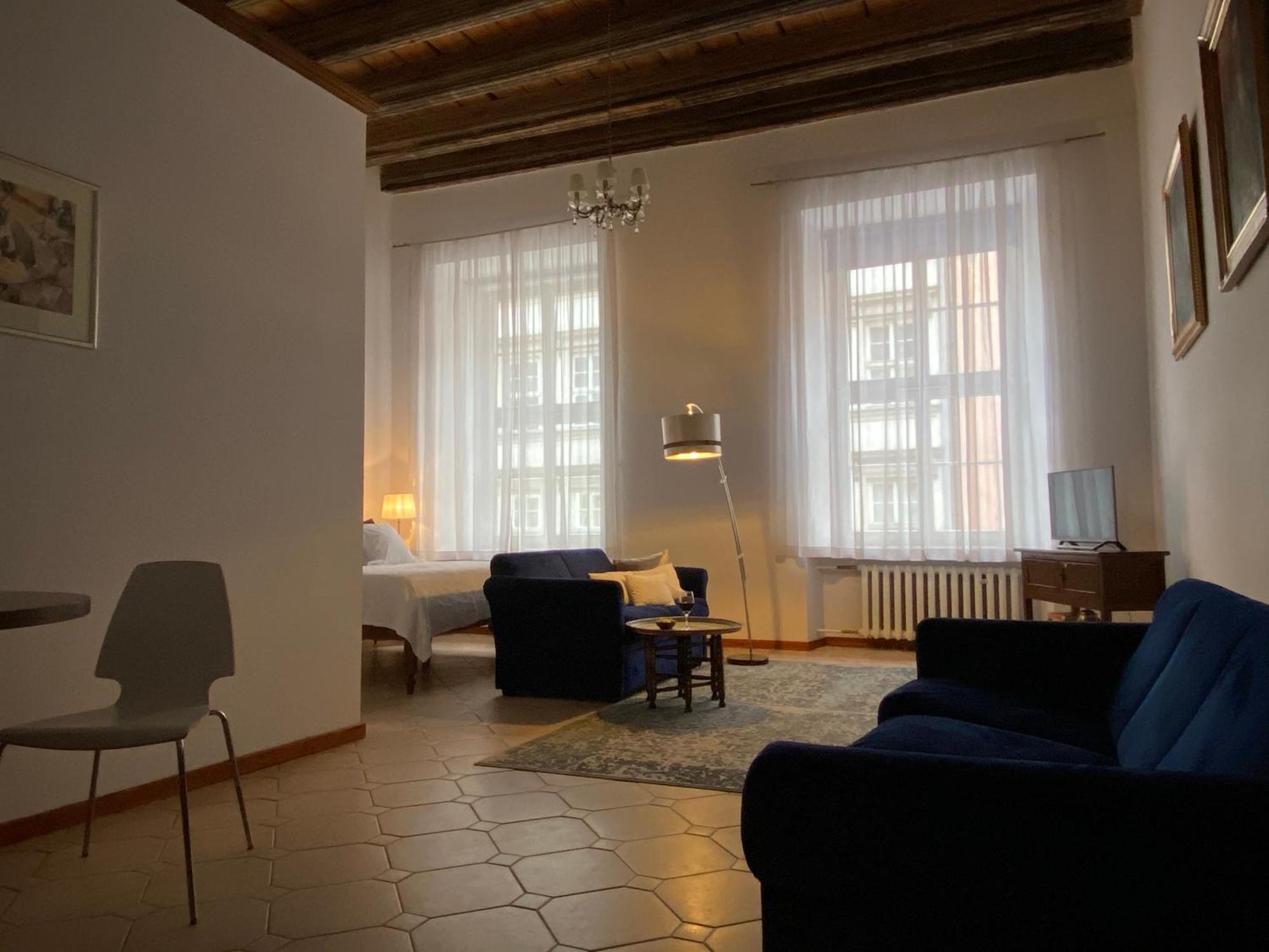 Deluxe Apartment