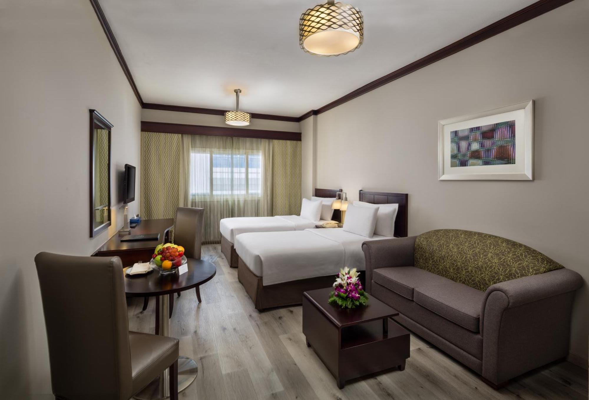 Deluxe Studio Suite on Food Beverages Laundry 10am Early Check 2pm Late Check-Out Subject to Availability