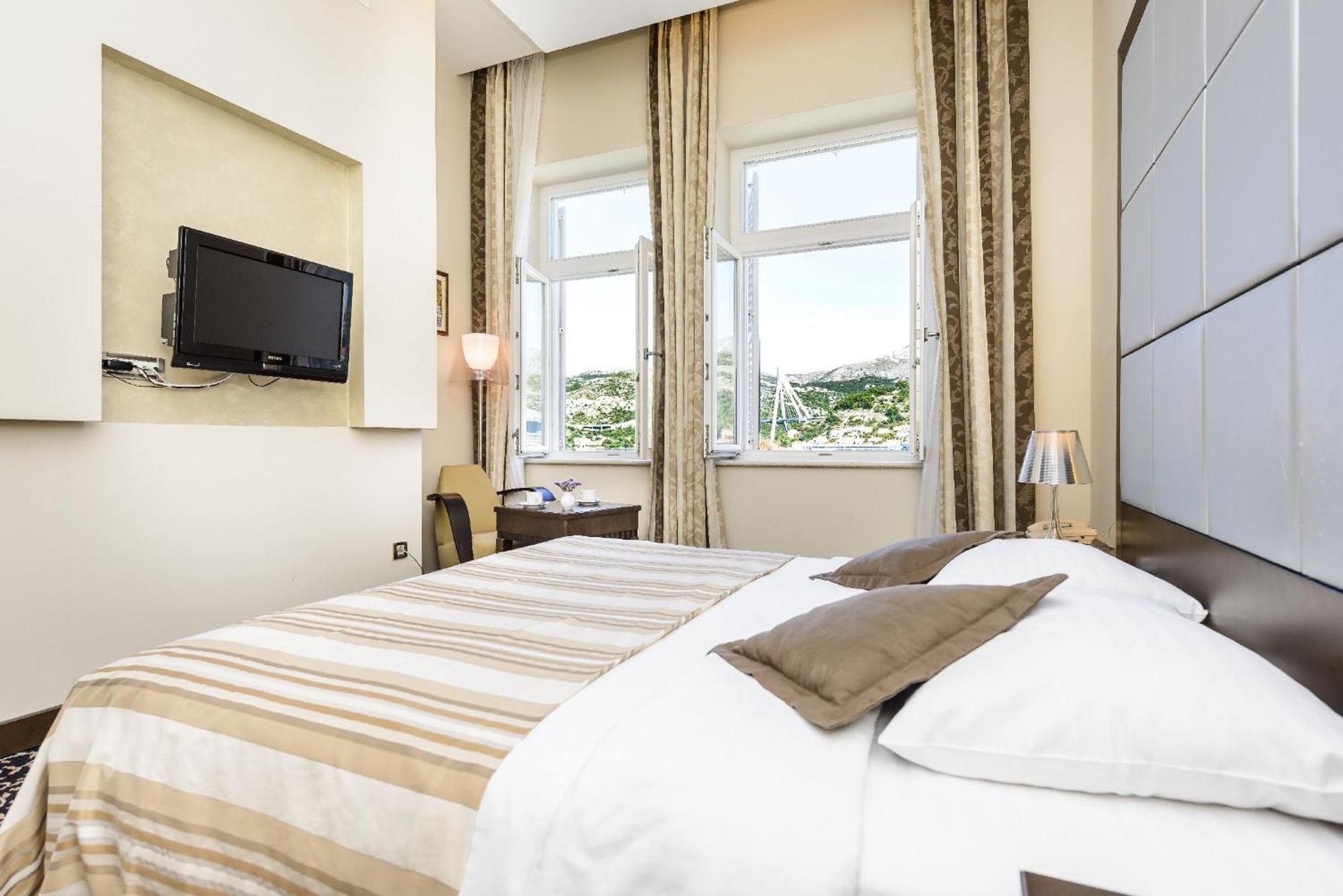 Superior Double Room Marina View