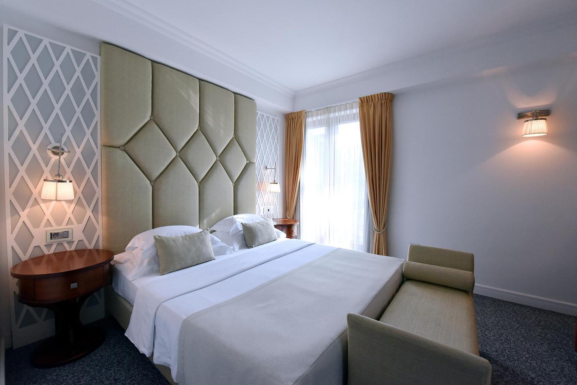 Superior Double Room,1212324121:JPEG